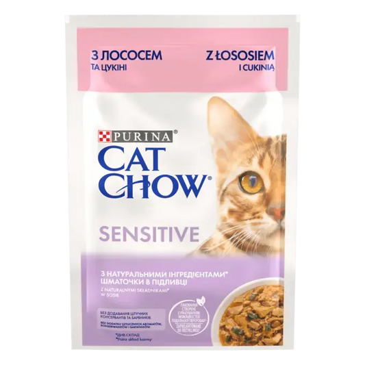 CAT CHOW Консервований порційний повнораціонний корм для дорослих котів із чутливим травленням, з лососем та цукіні, шматочки в підливці.